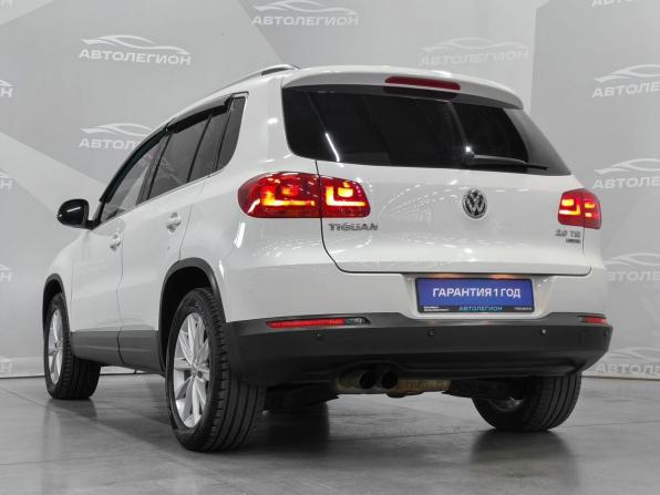 Volkswagen Tiguan I Рестайлинг с пробегом 2012 года, цена 1 420 000 рублей, 221322 км, внедорожник, Автокод Объявления
