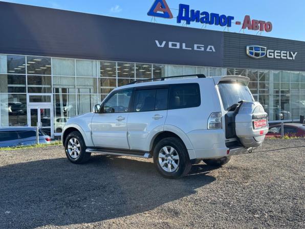 Mitsubishi Pajero IV Рестайлинг 1 с пробегом 2014 года, цена 2 000 000 рублей, 282420 км, внедорожник, Автокод Объявления