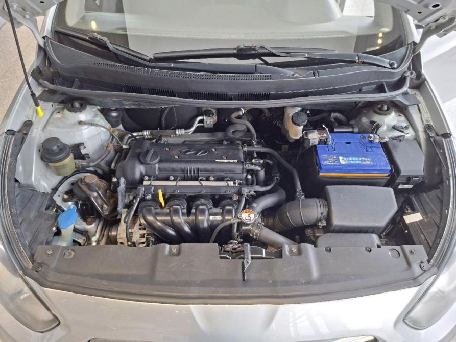 Hyundai Solaris I Мурманск  - изображение 7