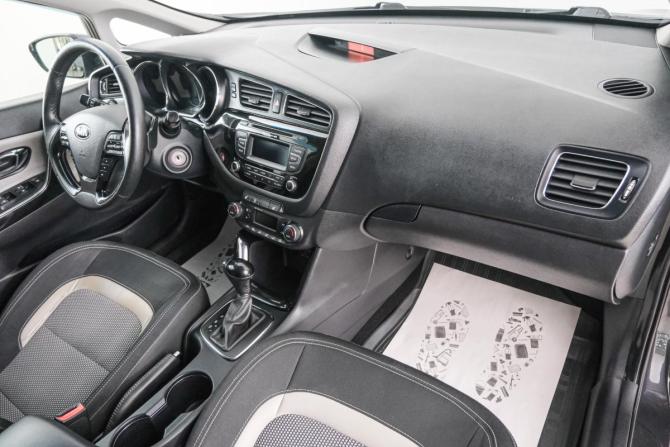 Kia Ceed II с пробегом 2012 года, цена 1 099 000 рублей, 89200 км, хэтчбек, Автокод Объявления