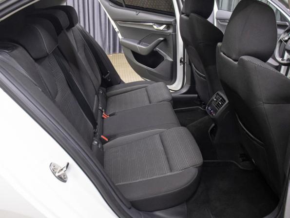 Skoda Octavia IV (A8) с пробегом 2020 года, цена 2 449 000 рублей, 76253 км, лифтбек, Автокод Объявления