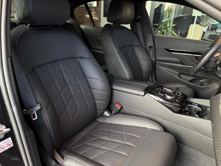 BMW 5 серии VIII (G60/G61/G68) Москва  - изображение 21