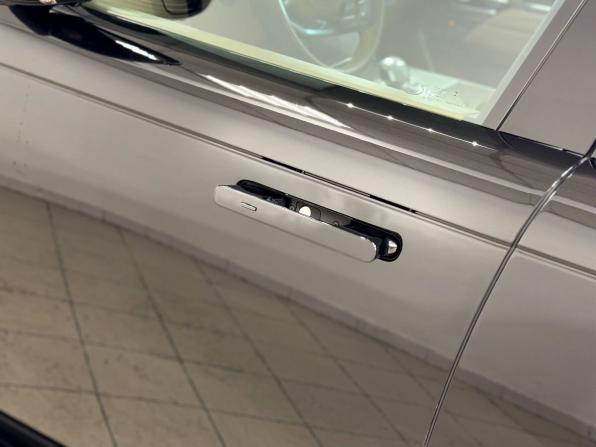 Land Rover Range Rover V с пробегом 2024 года, цена 31 800 000 рублей, 17452 км, внедорожник, Автокод Объявления