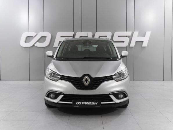Renault Scenic IV с пробегом 2018 года, цена 1 640 000 рублей, 157065 км, компактвэн, Автокод Объявления