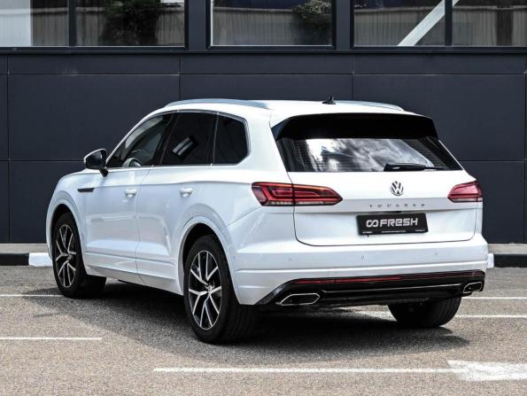 Volkswagen Touareg III с пробегом 2018 года, цена 3 899 000 рублей, 236096 км, внедорожник, Автокод Объявления