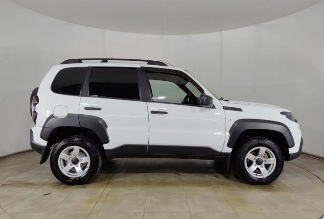 Lada (ВАЗ) Niva Travel I с пробегом 2024 года, цена 1 199 000 рублей, 32627 км, внедорожник, Автокод Объявления