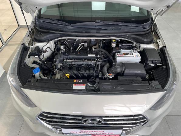 Hyundai Solaris II с пробегом 2017 года, цена 1 235 000 рублей, 149599 км, седан, Автокод Объявления