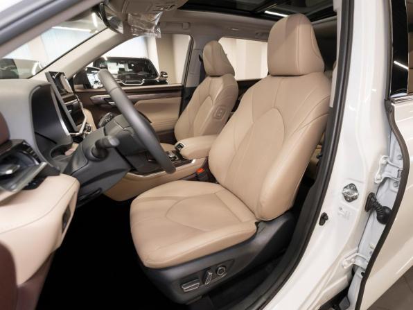 Toyota Highlander IV (XU70) с пробегом 2026 года, цена 5 700 000 рублей, 50 км, внедорожник, Автокод Объявления