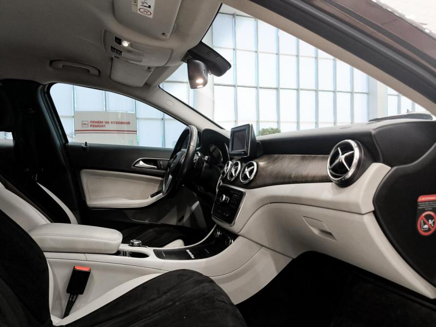 Mercedes-Benz GLA I (X156) Казань  - изображение 13