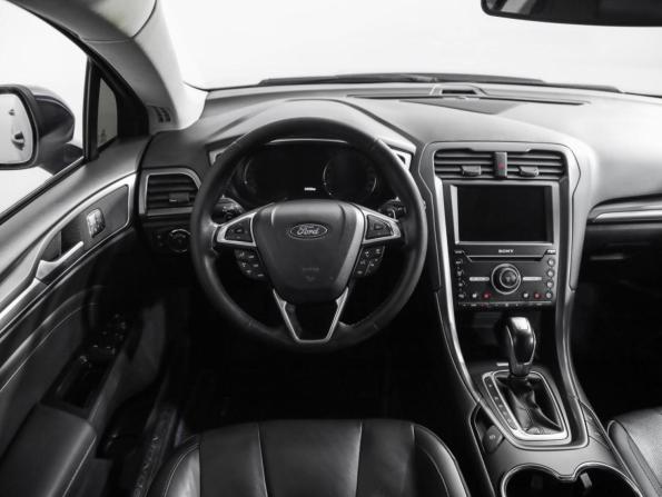 Ford Mondeo V с пробегом 2017 года, цена 1 319 000 рублей, 246971 км, седан, Автокод Объявления