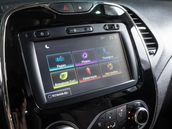 Renault Kaptur I с пробегом 2018 года, цена 1 619 000 рублей, 120201 км, внедорожник, Автокод Объявления