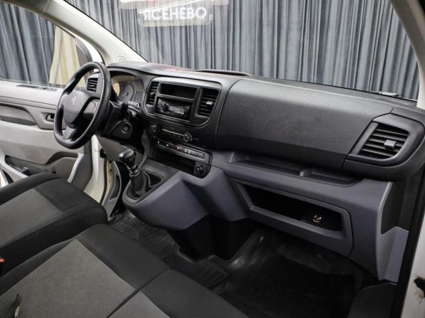 Citroen Jumpy III с пробегом 2021 года, цена 2 700 000 рублей, 238640 км, фургон, Автокод Объявления