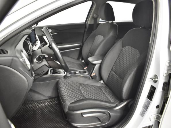Kia Ceed III Рестайлинг с пробегом 2022 года, цена 2 046 100 рублей, 90848 км, хэтчбек, Автокод Объявления