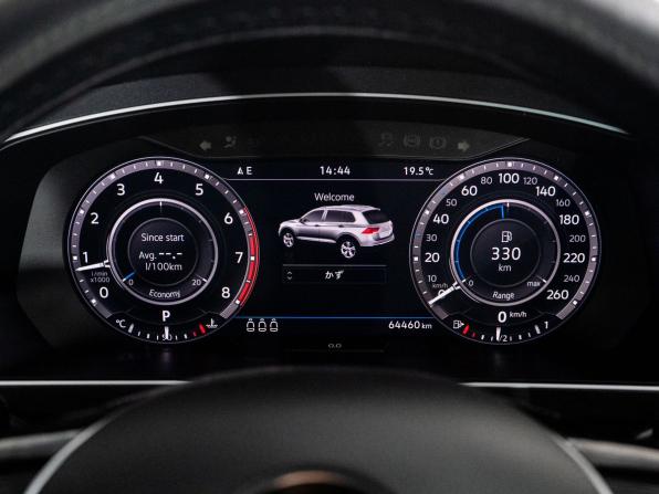 Volkswagen Tiguan II с пробегом 2018 года, цена 2 100 000 рублей, 64460 км, внедорожник, Автокод Объявления