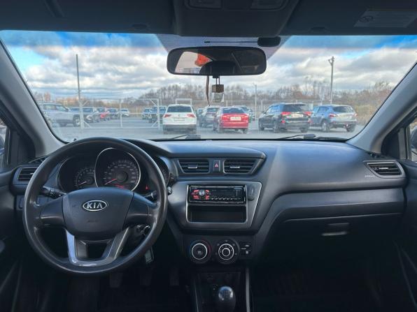 Kia Rio III с пробегом 2012 года, цена 599 000 рублей, 208000 км, седан, Автокод Объявления