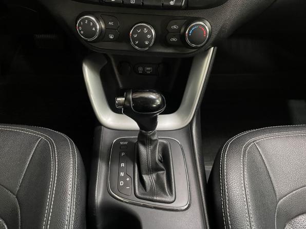 Kia Ceed II Рестайлинг с пробегом 2016 года, цена 1 199 000 рублей, 177250 км, хэтчбек, Автокод Объявления