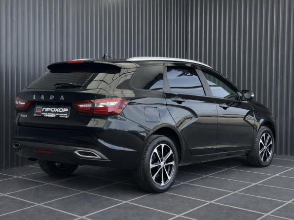 Lada (ВАЗ) Vesta I Рестайлинг (NG) с пробегом 2024 года, цена 1 377 000 рублей, 11309 км, универсал, Автокод Объявления
