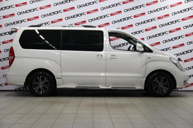Hyundai Grand Starex I с пробегом 2013 года, цена 1 795 950 рублей, 189503 км, минивэн, Автокод Объявления