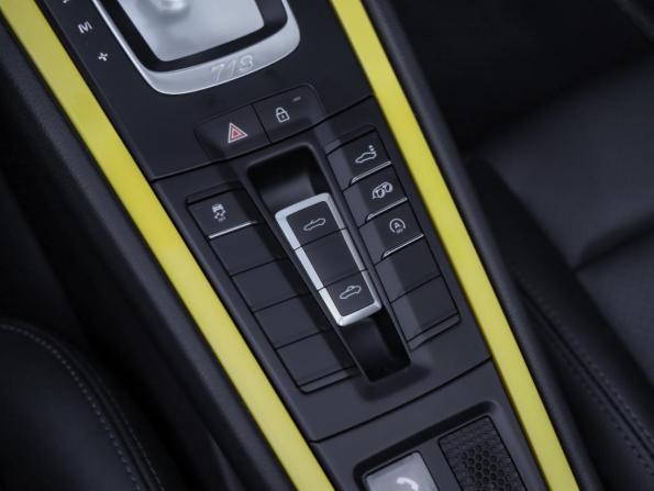 Porsche Boxster IV 718 (982) с пробегом 2020 года, цена 8 990 000 рублей, 9736 км, родстер, Автокод Объявления