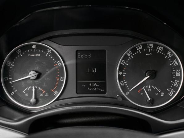 Skoda Octavia II (A5) Рестайлинг с пробегом 2013 года, цена 910 000 рублей, 128376 км, лифтбек, Автокод Объявления