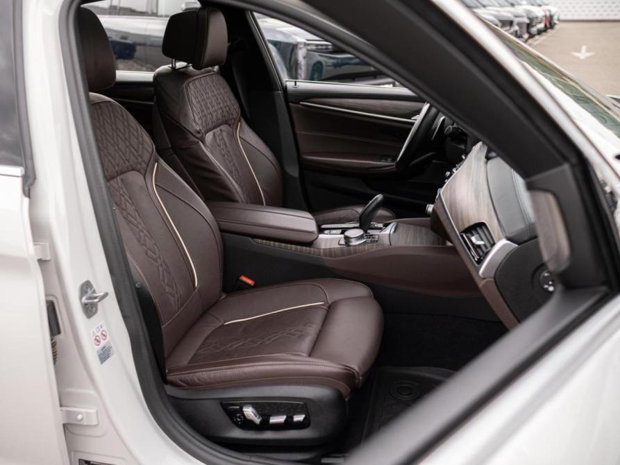 BMW 5 серии VII (G30/G31/G38) Сочи  - изображение 13