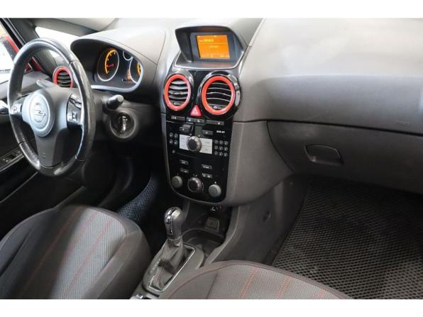 Opel Corsa D Рестайлинг II с пробегом 2011 года, цена 725 000 рублей, 94190 км, хэтчбек, Автокод Объявления