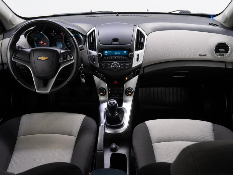 Chevrolet Cruze I Рестайлинг Тюмень  - изображение 16