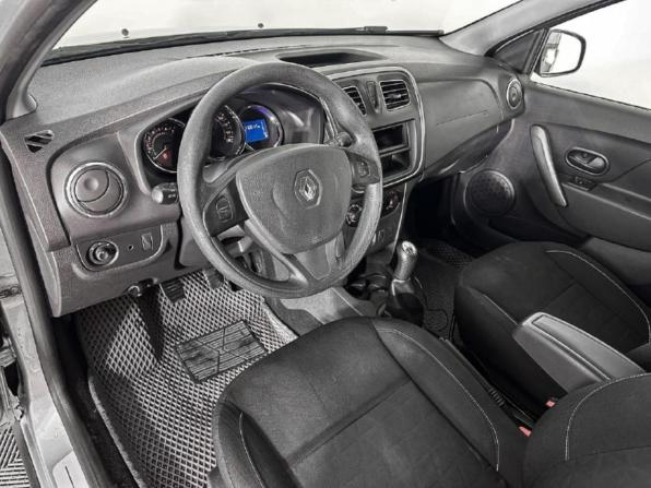Renault Sandero II с пробегом 2015 года, цена 816 000 рублей, 109922 км, хэтчбек, Автокод Объявления