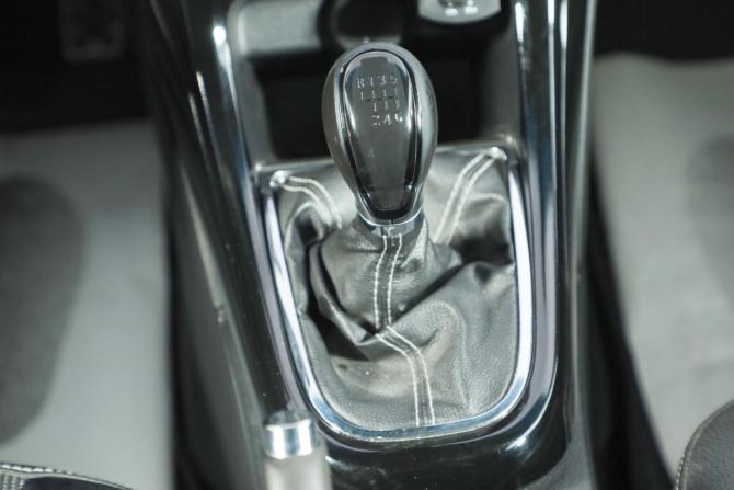 Opel Astra J с пробегом 2012 года, цена 999 000 рублей, 92000 км, универсал, Автокод Объявления