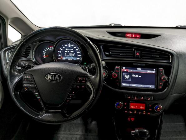 Kia Ceed II Рестайлинг с пробегом 2017 года, цена 1 240 000 рублей, 154680 км, универсал, Автокод Объявления