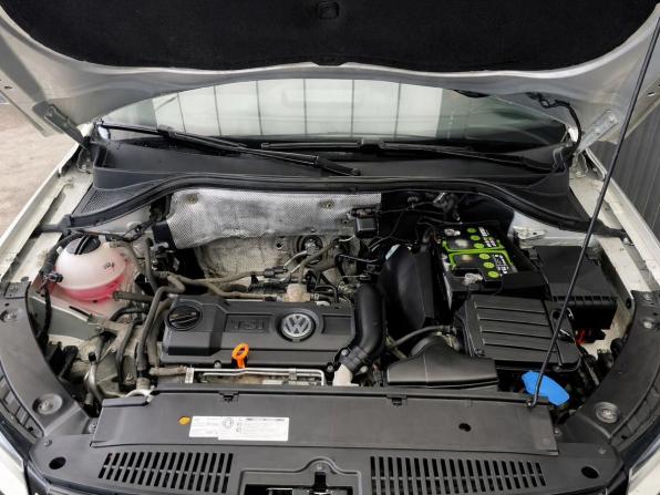 Volkswagen Tiguan I Рестайлинг с пробегом 2011 года, цена 1 287 000 рублей, 70975 км, внедорожник, Автокод Объявления