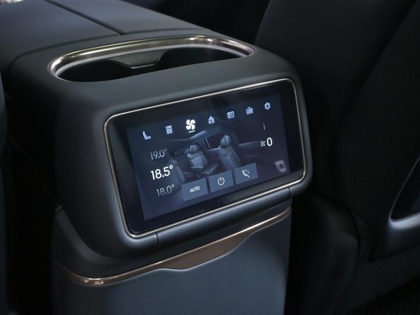 Lynk &amp; Co 900 с пробегом 2026 года, цена 7 777 000 рублей, 9000 км, внедорожник, Автокод Объявления