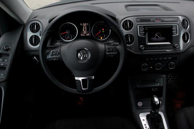 Volkswagen Tiguan I Рестайлинг с пробегом 2016 года, цена 1 690 000 рублей, 165353 км, внедорожник, Автокод Объявления