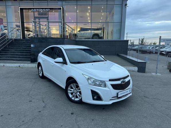 Chevrolet Cruze I Рестайлинг с пробегом 2013 года, цена 700 000 рублей, 278136 км, седан, Автокод Объявления