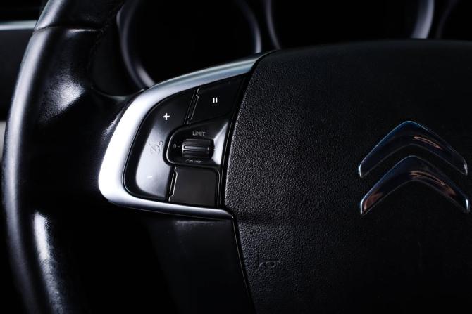 Citroen C4 II с пробегом 2013 года, цена 749 000 рублей, 340000 км, седан, Автокод Объявления