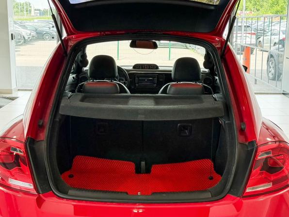 Volkswagen Beetle II (A5) с пробегом 2013 года, цена 1 215 000 рублей, 219019 км, хэтчбек, Автокод Объявления