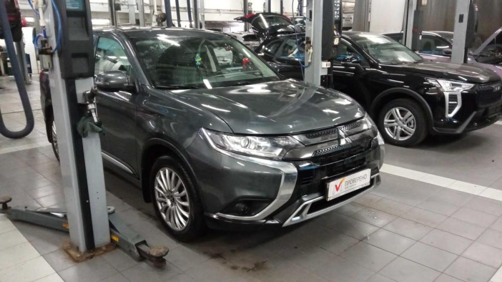 Mitsubishi Outlander III Рестайлинг 3 Санкт-Петербург  - изображение 2