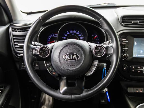 Kia Soul II Рестайлинг с пробегом 2018 года, цена 1 648 000 рублей, 139765 км, хэтчбек, Автокод Объявления