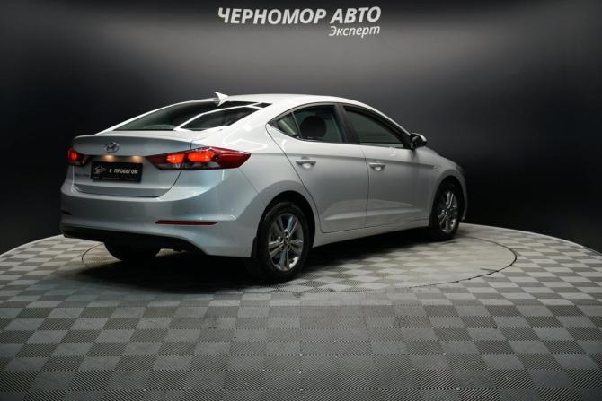 Hyundai Elantra VI (AD) с пробегом 2016 года, цена 1 640 000 рублей, 83000 км, седан, Автокод Объявления