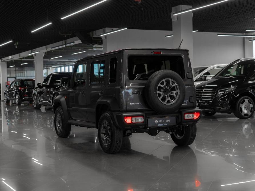 Suzuki Jimny IV Москва  - изображение 4