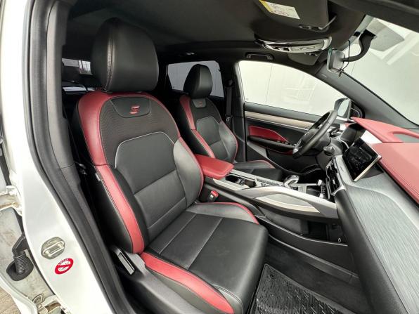 Geely Coolray I с пробегом 2022 года, цена 1 915 000 рублей, 26273 км, внедорожник, Автокод Объявления