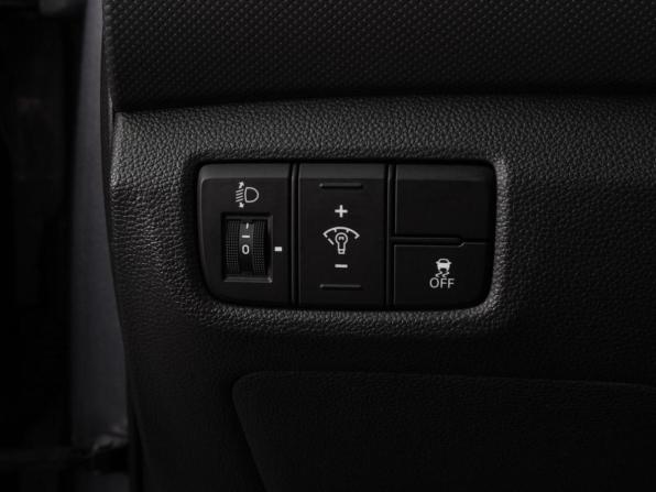 Hyundai Creta I с пробегом 2017 года, цена 1 699 000 рублей, 164491 км, внедорожник, Автокод Объявления