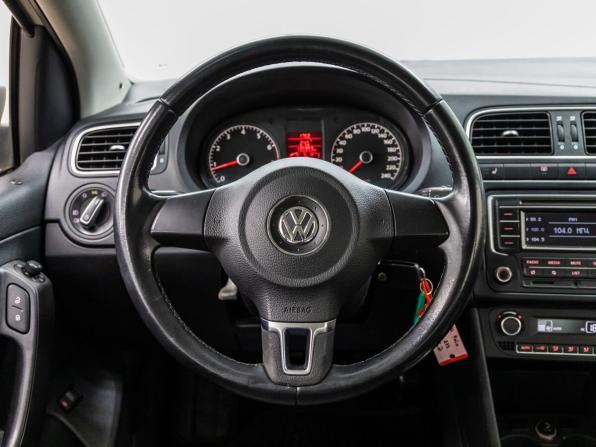 Volkswagen Polo V с пробегом 2013 года, цена 798 000 рублей, 135903 км, седан, Автокод Объявления