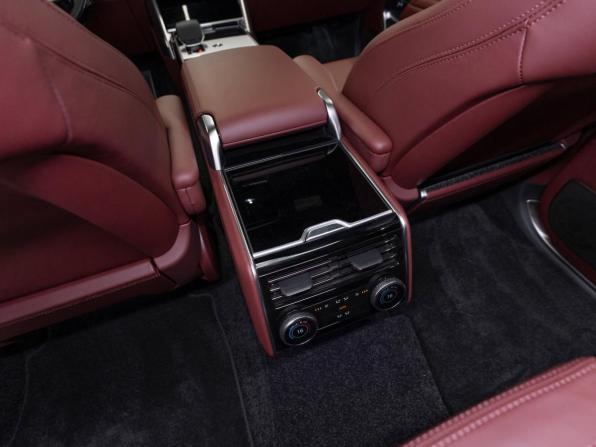 Land Rover Range Rover V с пробегом 2025 года, цена 25 300 000 рублей, 50 км, внедорожник, Автокод Объявления