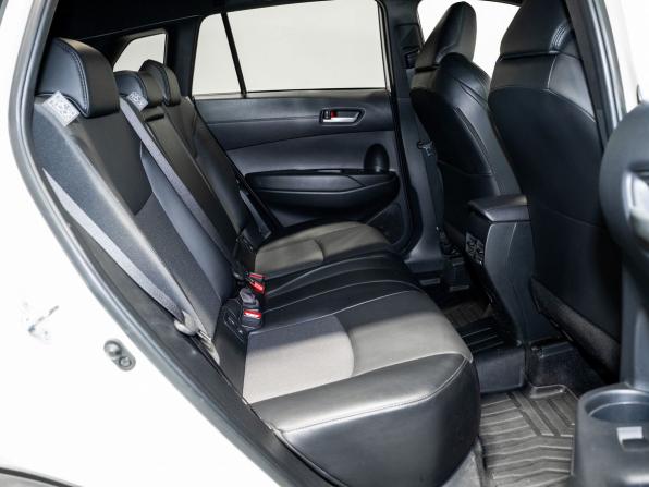 Toyota Corolla Cross I с пробегом 2023 года, цена 3 040 000 рублей, 32930 км, внедорожник, Автокод Объявления