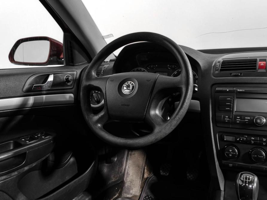 Skoda Octavia II (A5) Санкт-Петербург  - изображение 16
