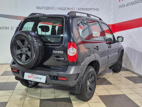Chevrolet Niva I Рестайлинг с пробегом 2017 года, цена 780 000 рублей, 80000 км, внедорожник, Автокод Объявления