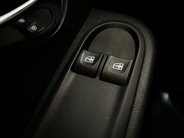 Renault Duster I Рестайлинг с пробегом 2018 года, цена 1 399 900 рублей, 72230 км, внедорожник, Автокод Объявления