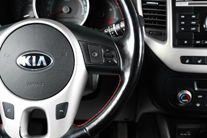 Kia Venga I Рестайлинг с пробегом 2014 года, цена 1 229 000 рублей, 153903 км, компактвэн, Автокод Объявления