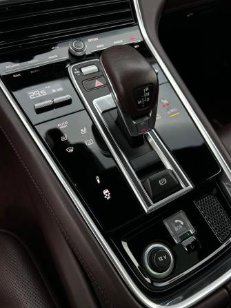 Porsche Panamera II с пробегом 2018 года, цена 6 400 000 рублей, 93550 км, лифтбек, Автокод Объявления